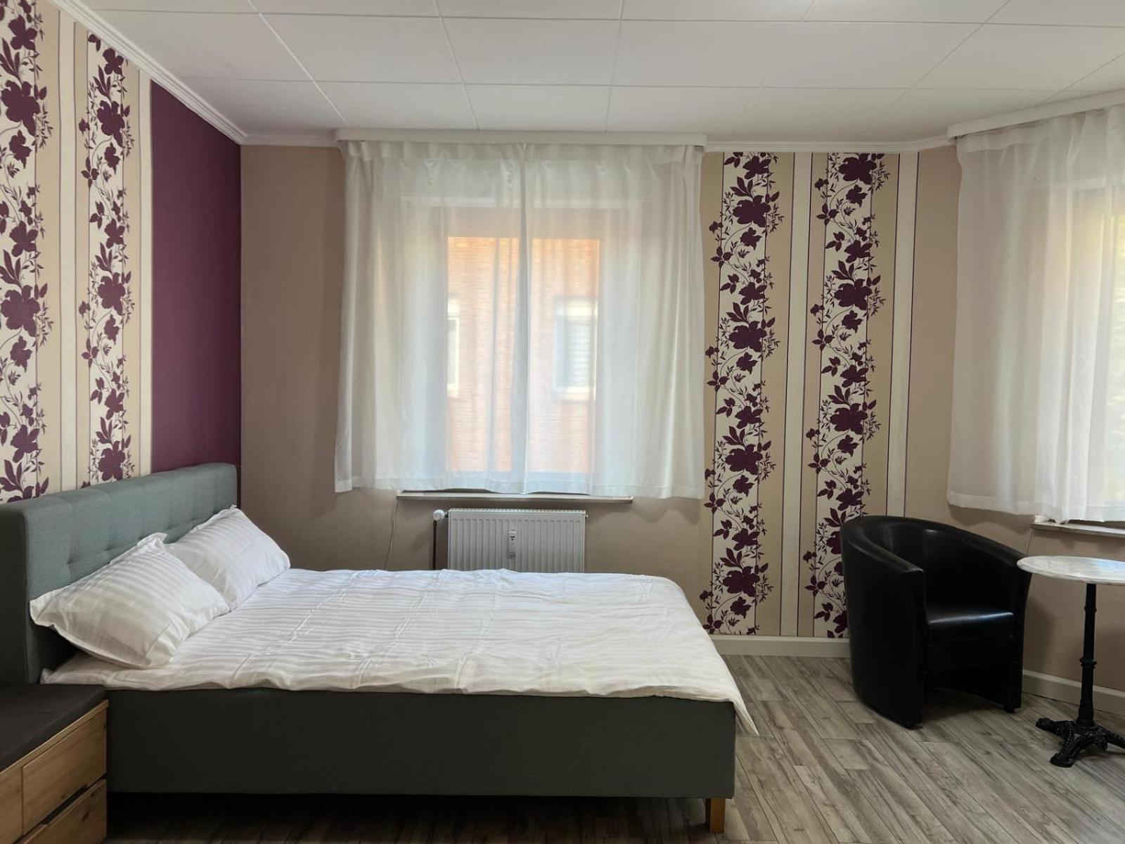 Bequemes Zimmer In Moderner Unterkunft My Pension Duisburg Kültér fotó